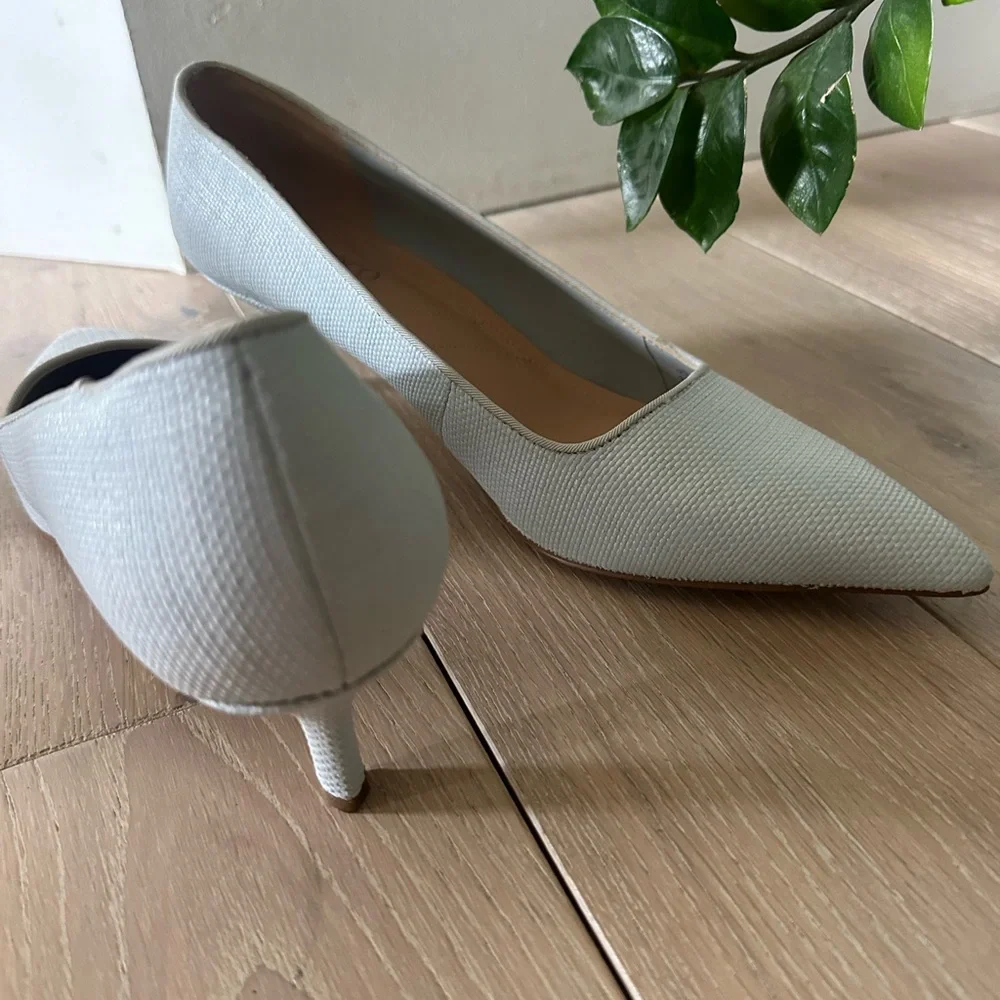 Franco Sarto Women's Light blue woven Textured Heels - Picture 5 of 7